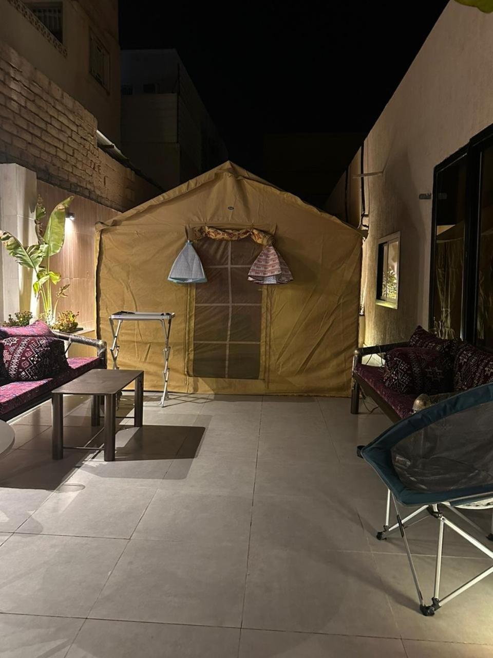 أجنحه الفرسان الفاخره Al-ʿUla Esterno foto