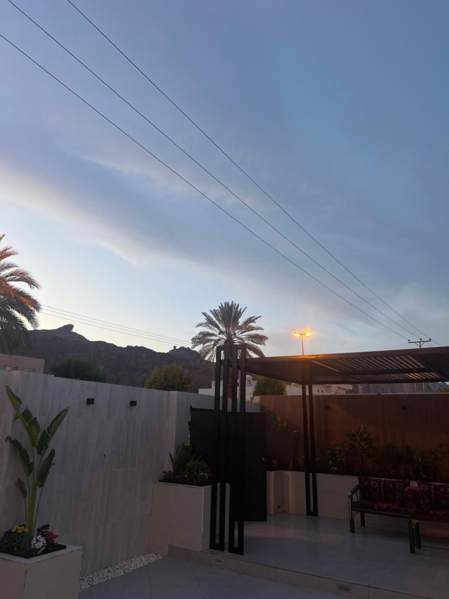 أجنحه الفرسان الفاخره Al-ʿUla Esterno foto